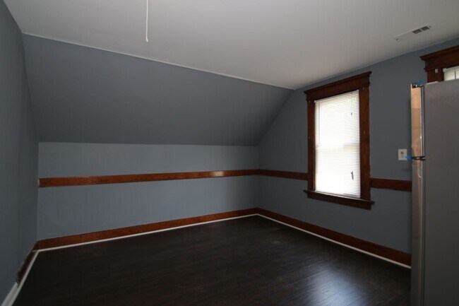 Building Photo - No DEPOSIT! Beautiful 2 bedroom