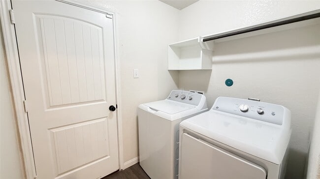 Building Photo - 25118 Falcon Castle Ln