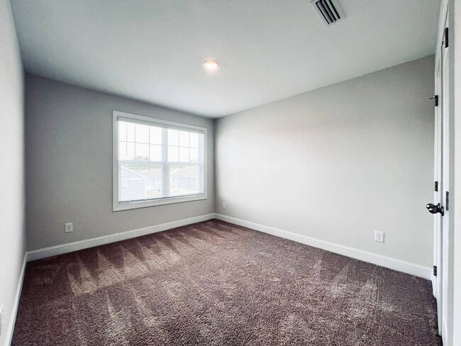 Building Photo - 5220 Stream Stone Way