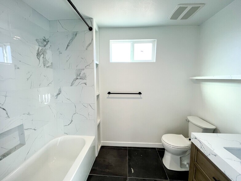 Bathroom - 166 Comstock Dr