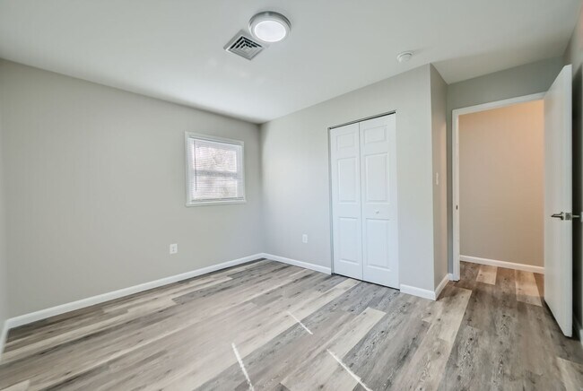 Building Photo - 601 Boxelder Dr