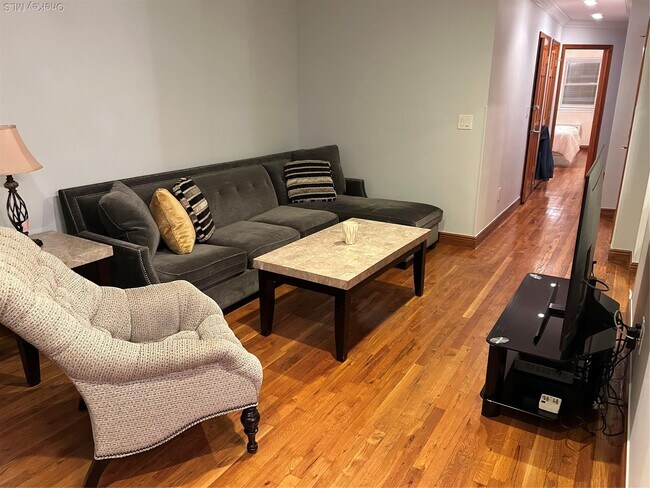 Building Photo - 59-26 Linden St