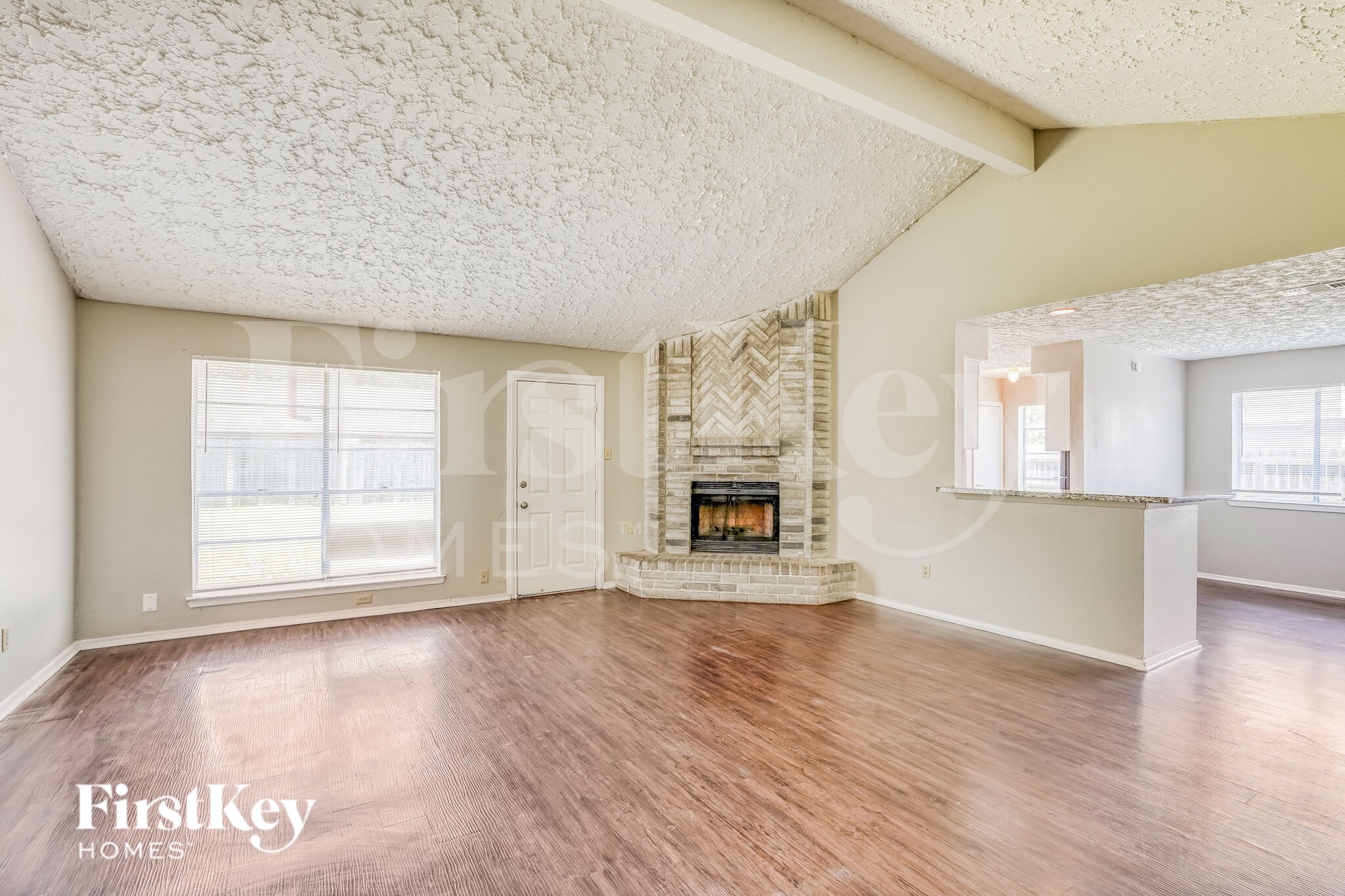 Building Photo - 15706 Tammany Ln