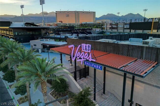 Building Photo - 656 Peachy Canyon Cir