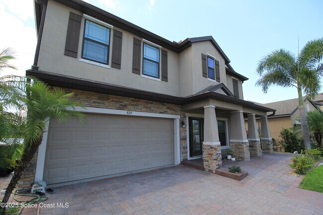 Building Photo - 824 Musgrass Cir