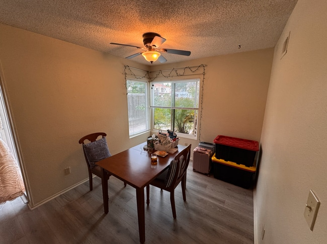 Building Photo - 8364 Summerdale Rd