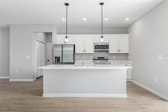 Building Photo - 23 Weymouth Ln