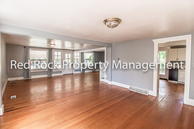 Building Photo - 18307 E Sinto Ave