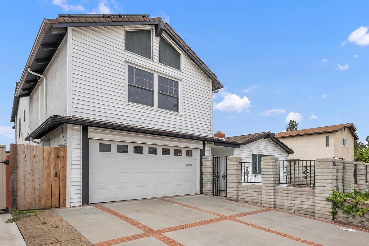 Building Photo - 8629 Stanwell St