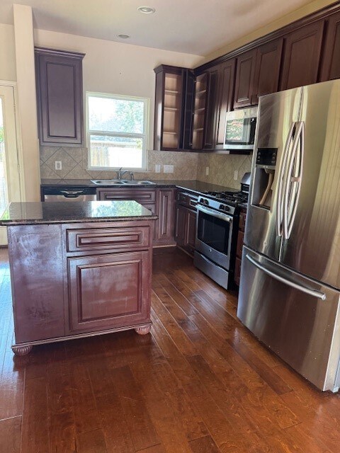 Building Photo - 5102 Pinemont Pl
