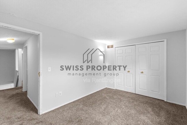 Building Photo - 5 King Arthur Ct