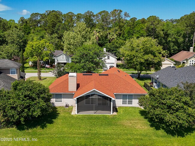 Building Photo - 1623 Sandy Springs Dr