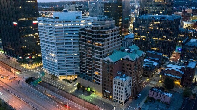 Building Photo - 151 Fort Pitt Blvd
