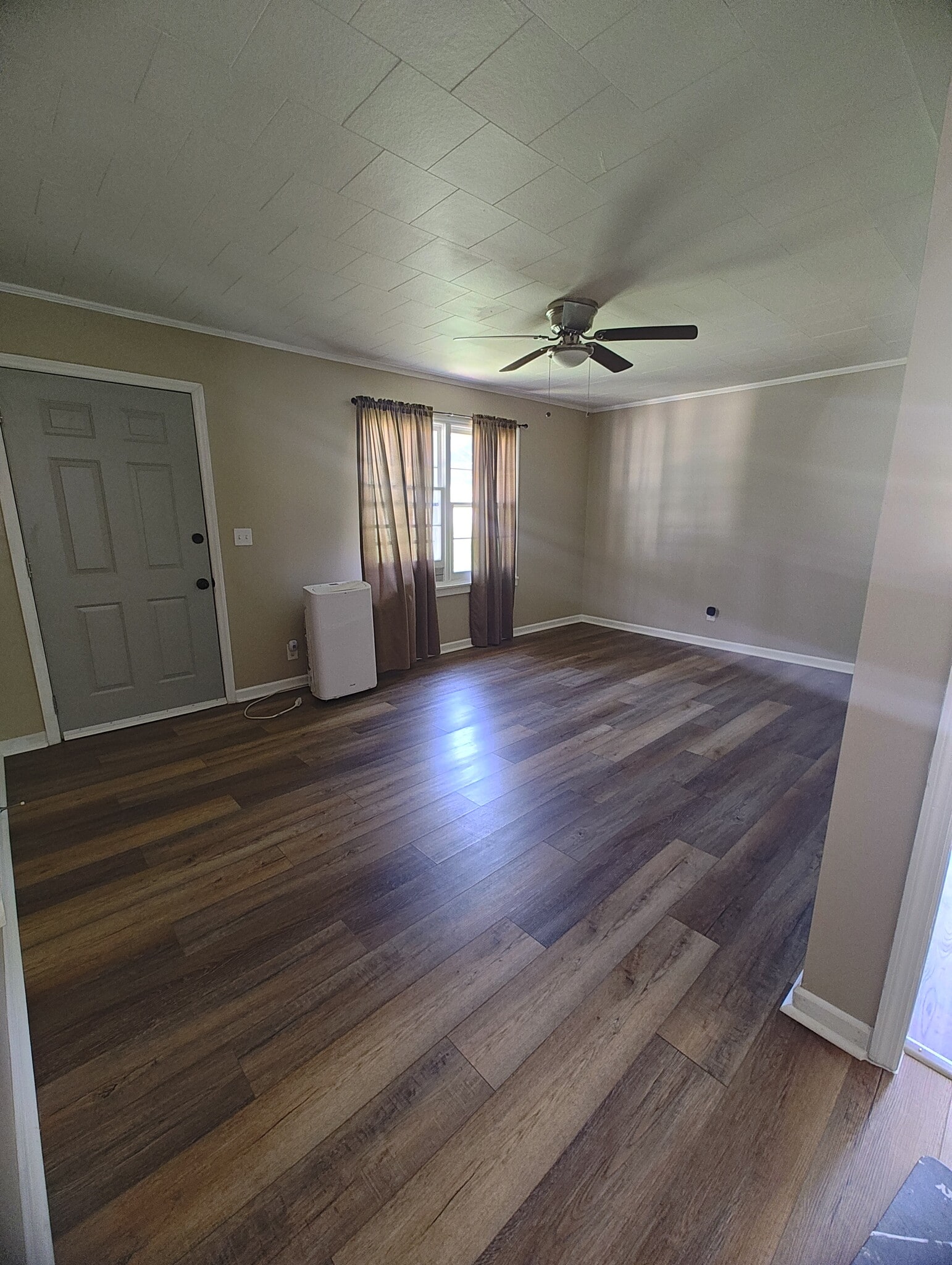 Building Photo - 101 Blue Ln