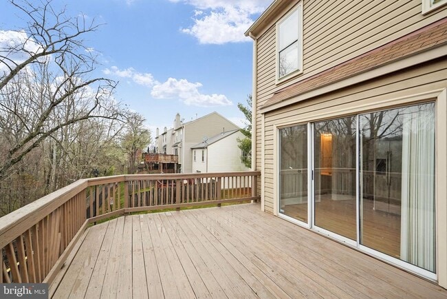 Building Photo - 7306 St Johns Ct