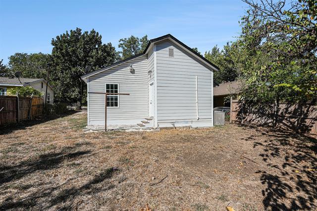 Building Photo - 3506 N Houston St