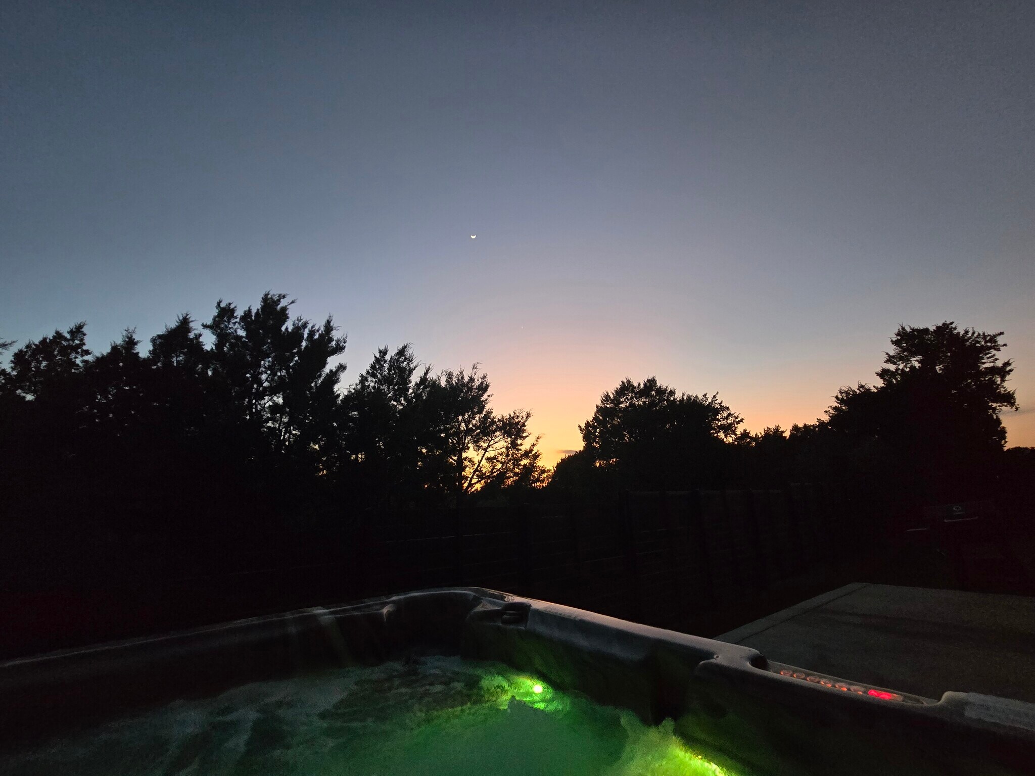 Beautiful sunset views from back windows and spa - 18605 Masters Cv