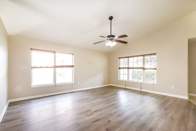 Building Photo - 2856 Snowy Owl Ct