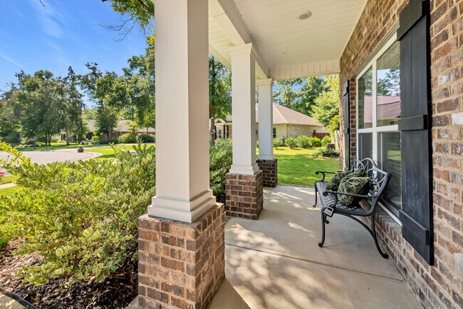 Building Photo - 6082 Carina Rd