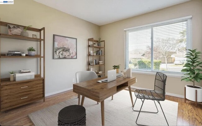 Building Photo - 3309 St James Pl