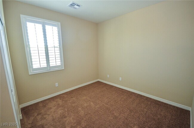 Building Photo - 685 Catalina Aisle St