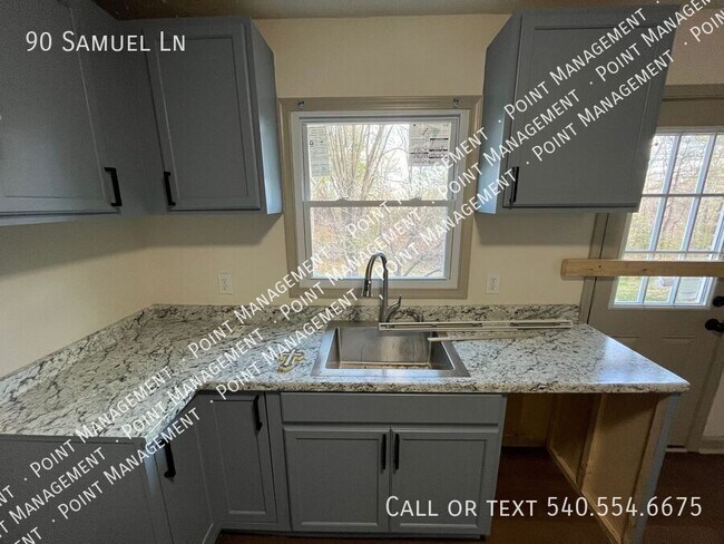 Building Photo - 90 Samuel Ln