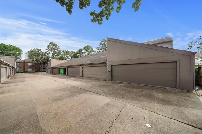 Building Photo - 1201 Bering Dr