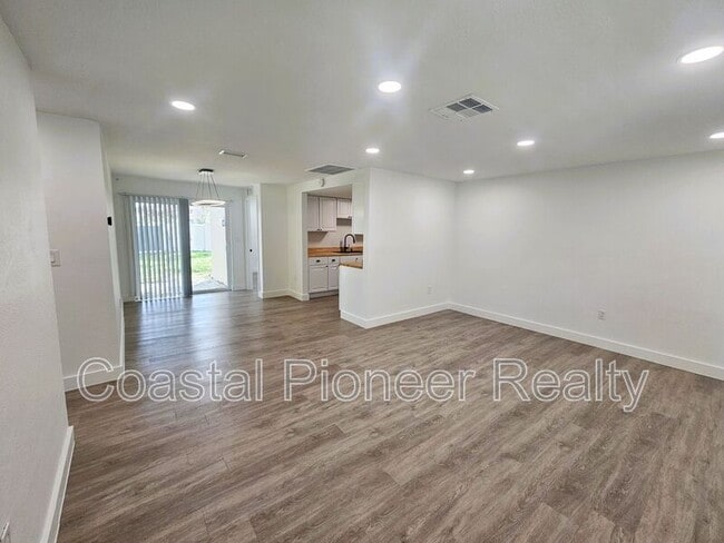 Building Photo - 12218 Shadow Ridge Blvd