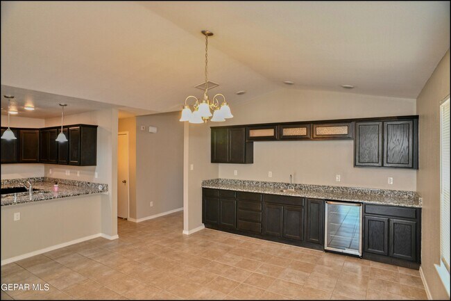 Building Photo - 14176 Charles Pollock Ave