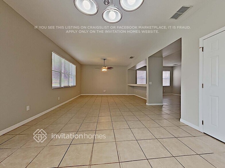 Building Photo - 14950 Perdido Dr
