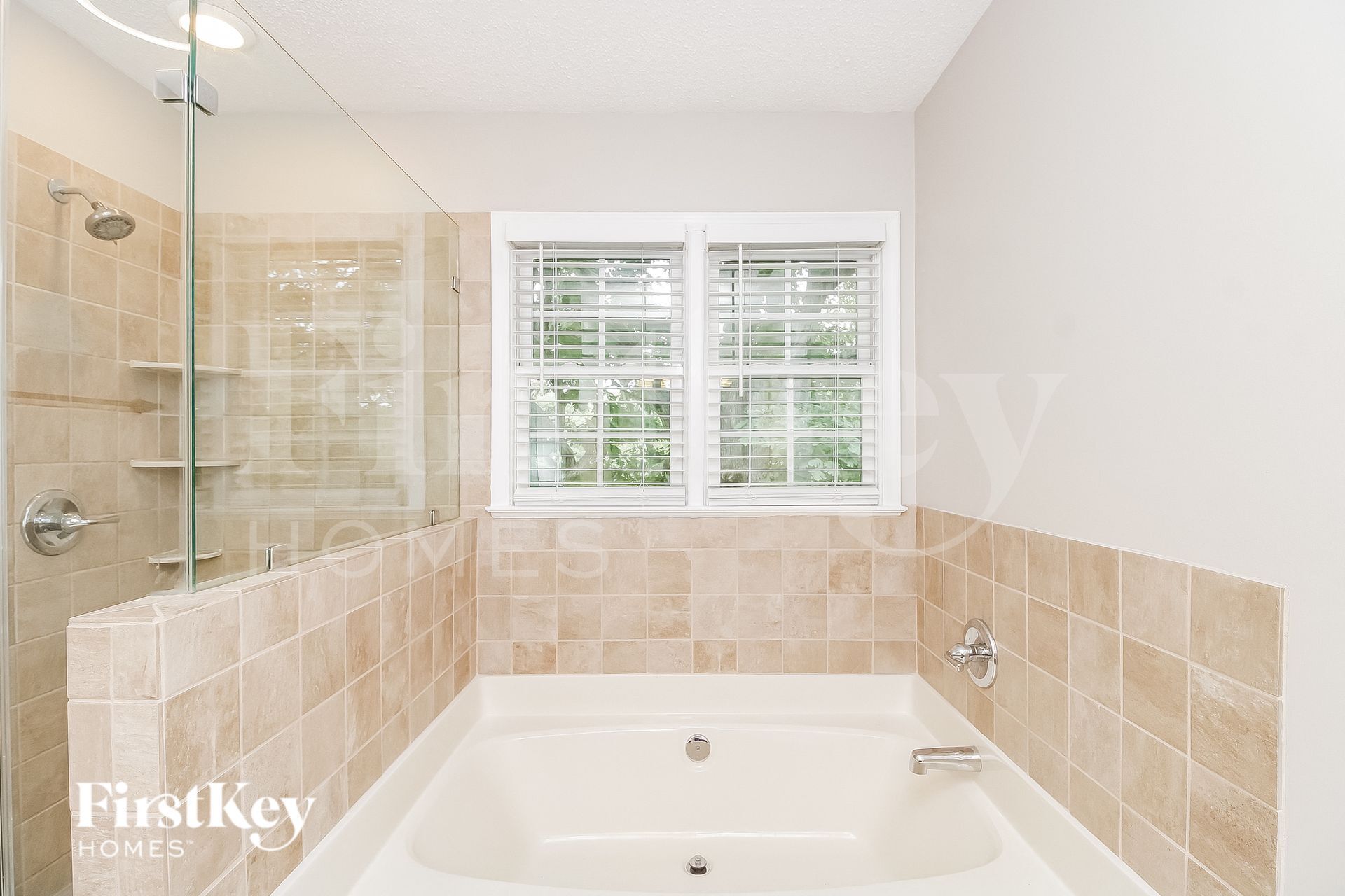 Building Photo - 9 Park Village Ct