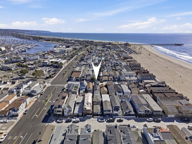 Building Photo - 119 28th St