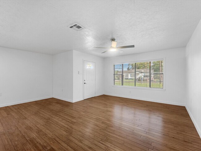 Building Photo - 12922 McNair St