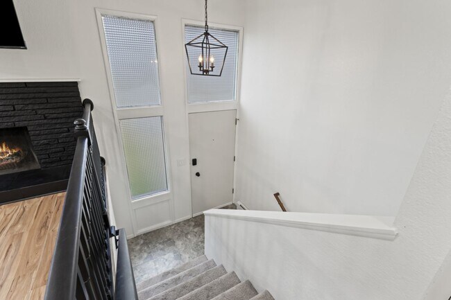Building Photo - 1429 Columbine St