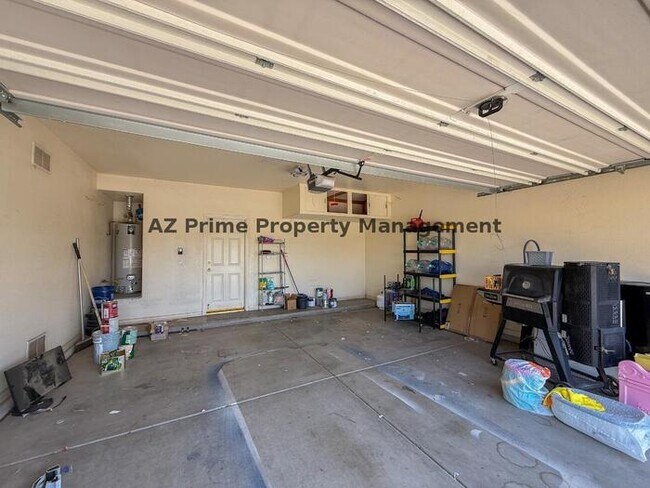 Building Photo - 14385 W Verde Ln