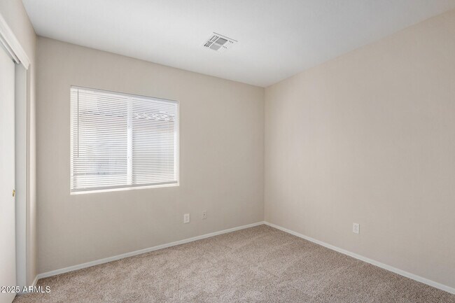 Building Photo - 22813 W Gardenia Dr