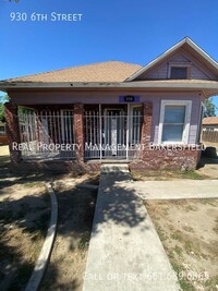 Building Photo - 930 6th St