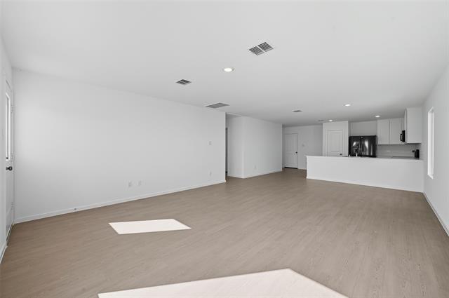 Building Photo - 6733 Haines Dr