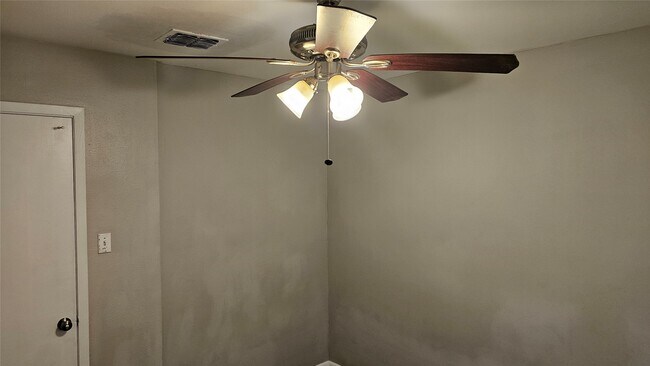 Building Photo - 1543 Fashion Hill Dr