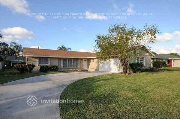 Primary Photo - 1132 Essex Dr