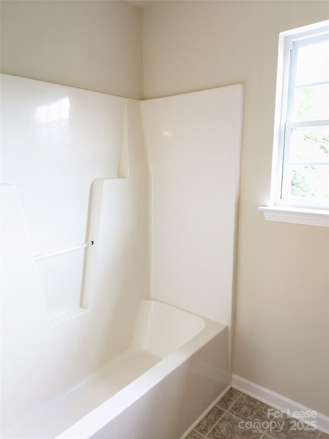 Building Photo - 117 Stallings Mill Dr