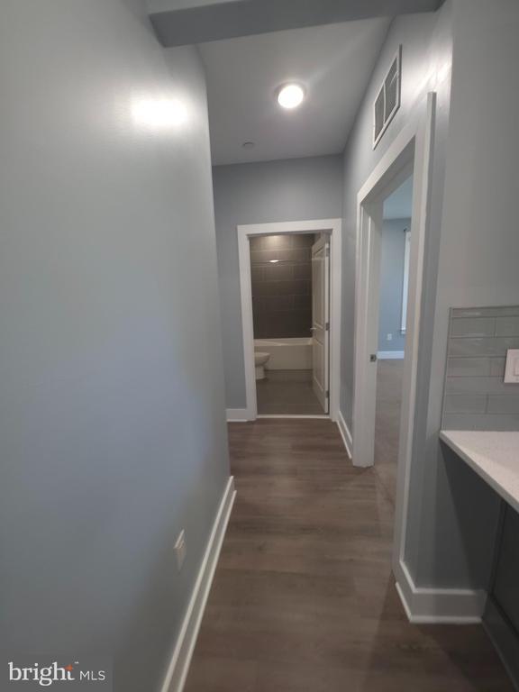 Building Photo - 3925 Haverford Ave