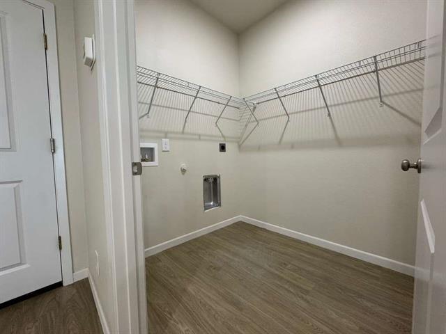 Building Photo - 417 W Dulin St