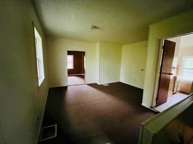 Potential second bedroom - 2 Amdurer Rd