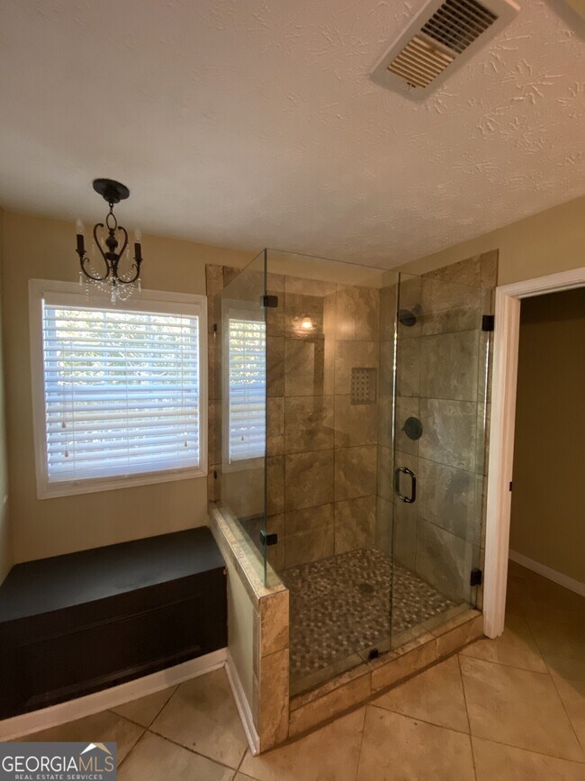 Building Photo - 705 Morgans Ridge Dr