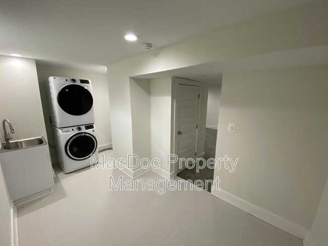 Building Photo - 15101 Spotswood Furnace Rd