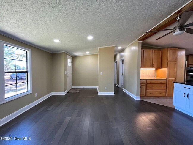 Building Photo - 188 Shady Grove Rd