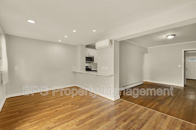 Building Photo - 1710 37th St NW