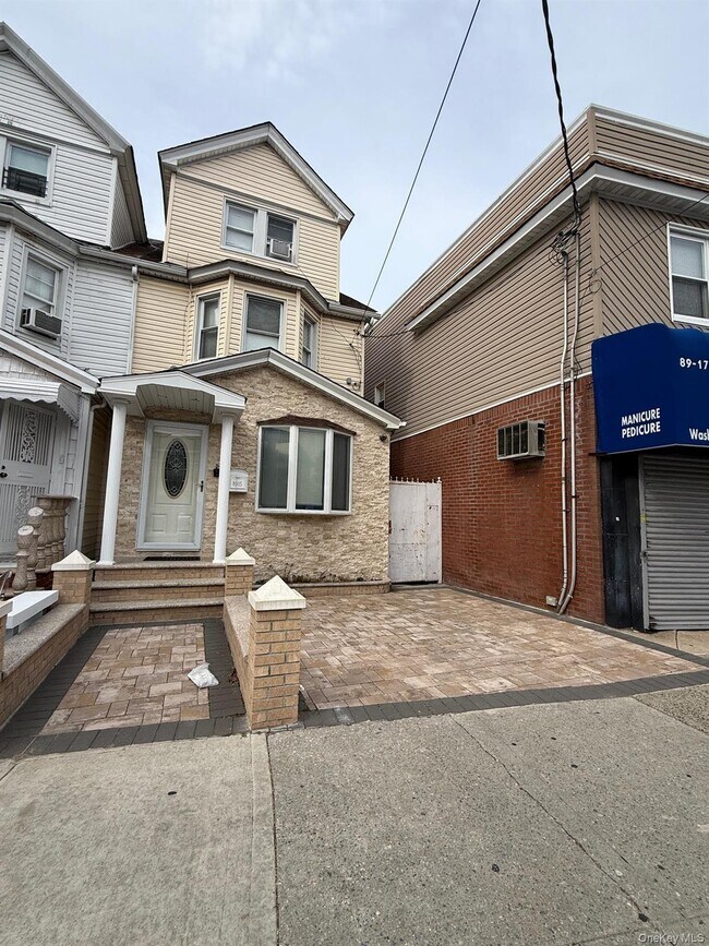 Primary Photo - 89-15 Sutter Ave