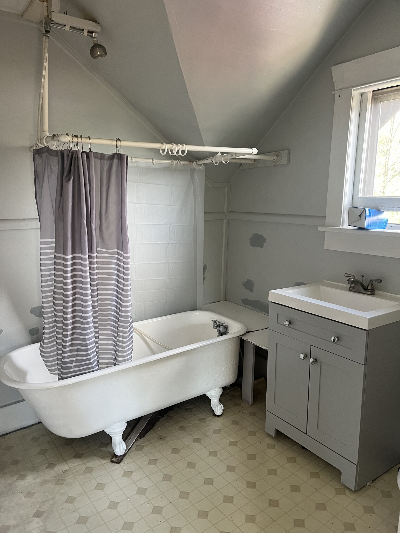 Bathroom - 2228 7th St SW